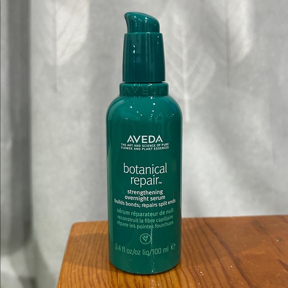 AVEDA Other - Aveda Botanical Repair Serum 100ml